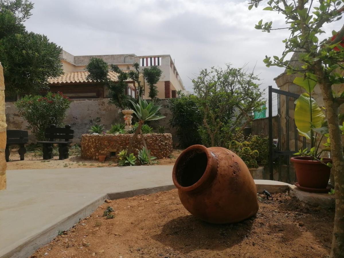 Villetta Scruscio Ri Mare Favignana Buitenkant foto